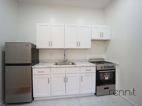 2nd image of 818 Marcy Ave APT 3D