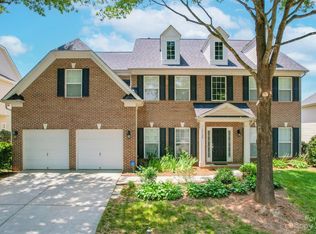 10120 Barrands Ln, Charlotte, NC 28278
