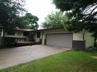 309 E 29th St S, Newton, IA 50208