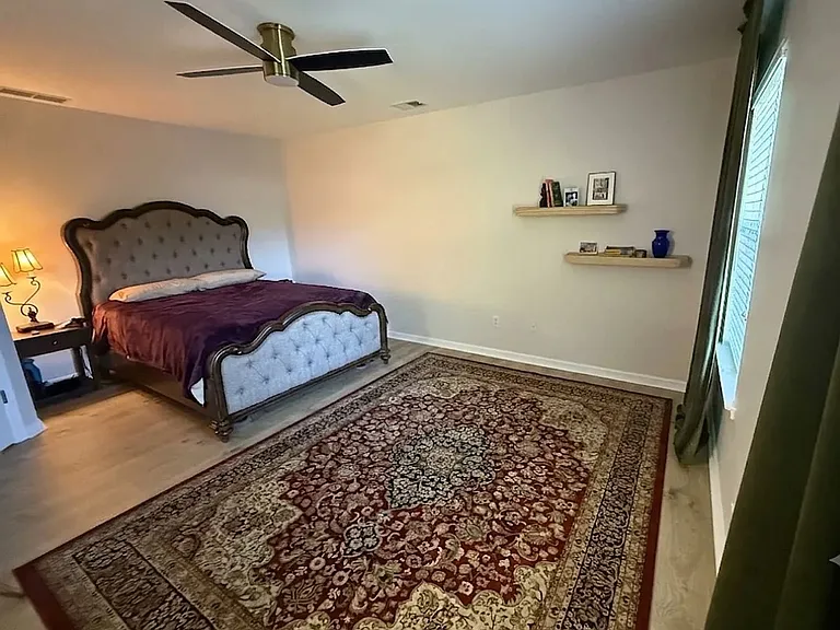 3055 Kennesaw Dr NW — Photo 2