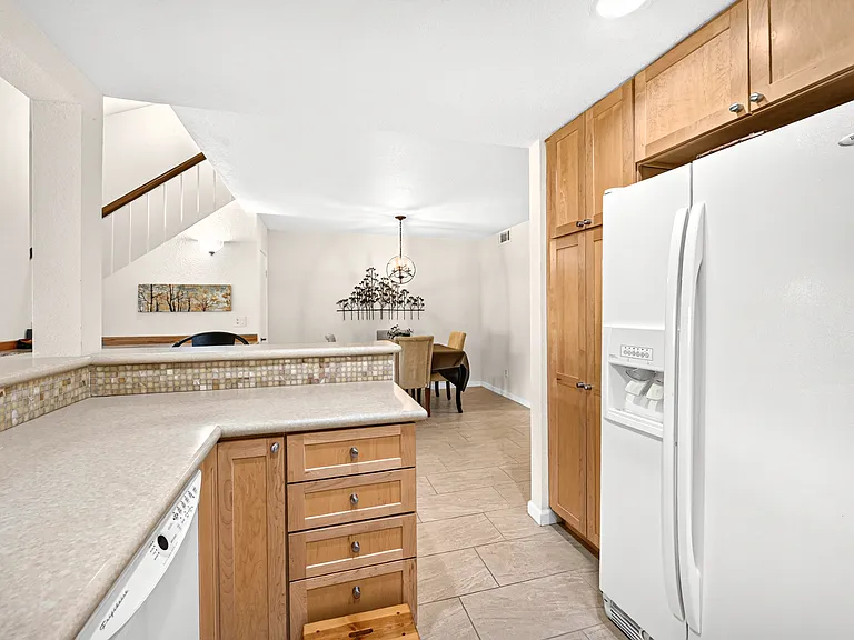 41385 W Woodhaven Dr — Photo 11