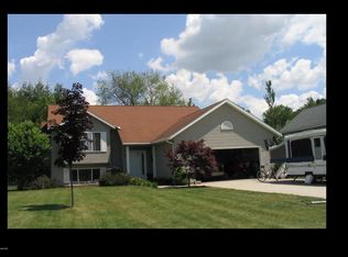 11424 Cameron Ave, Allendale, MI 49401