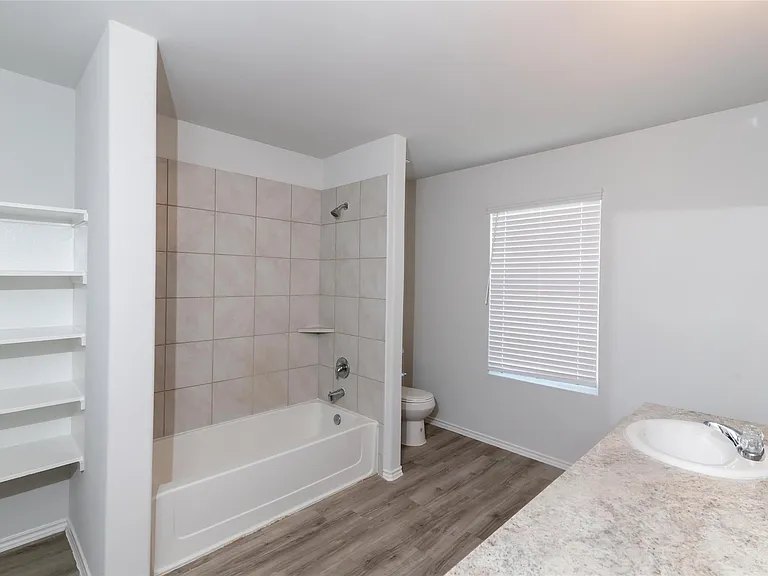 18514 Parma Creek Trl — Photo 13