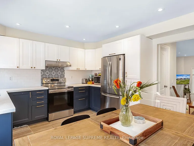 16 Lightbourn Ave — Photo 15