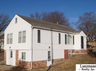 1902 J St, Auburn, NE 68305