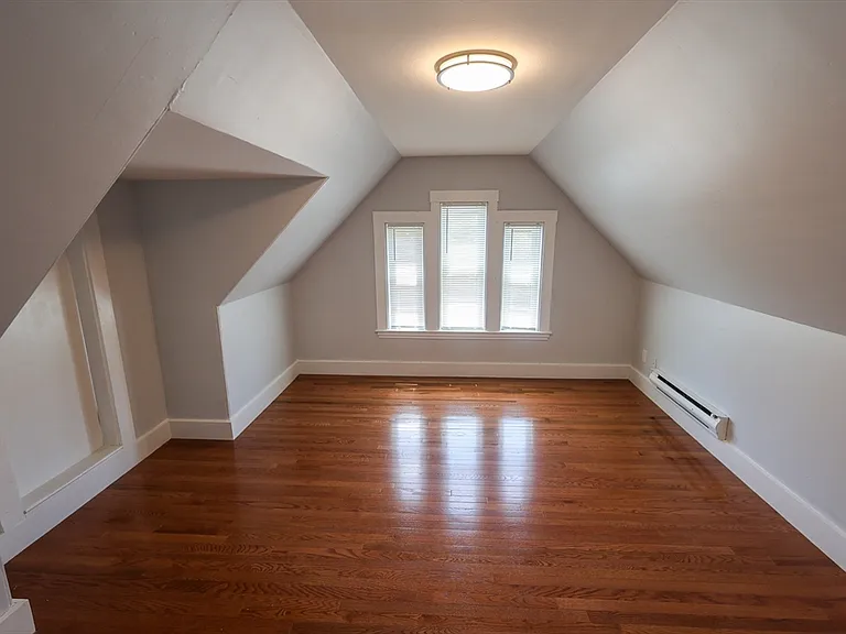 50 Thatcher St #2 — Photo 17