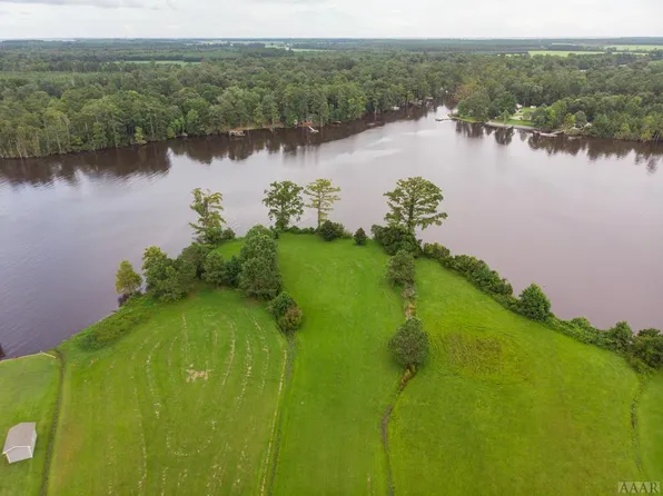 233 Dockery Dr, Hertford, NC 27944