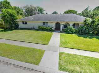 4916 Antonini Dr, Metairie, LA 70006