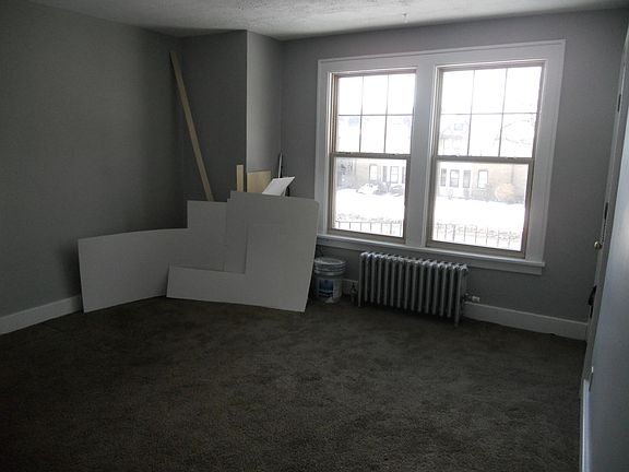 3rd image of 577 Colvin Ave APT 6