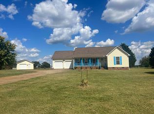 109 Leloni Ln, Cowpens, SC 29330