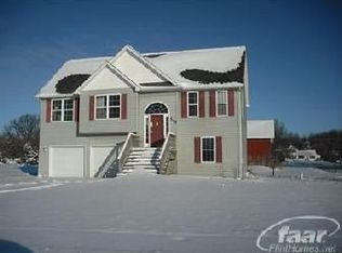 200 S Emerald Way, Morrice, MI 48857