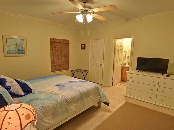 5th image of 129 E Cora Lee Dr #202