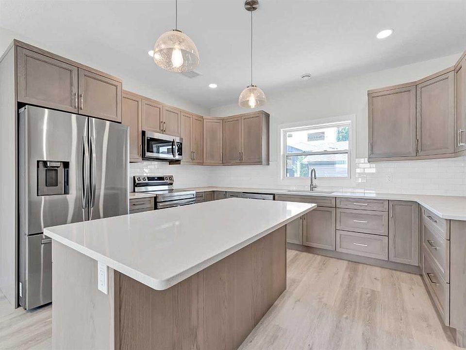 278 E Ranchlands Blvd NE, Medicine Hat, AB T1C 0G1 MLS A2103924 Zillow