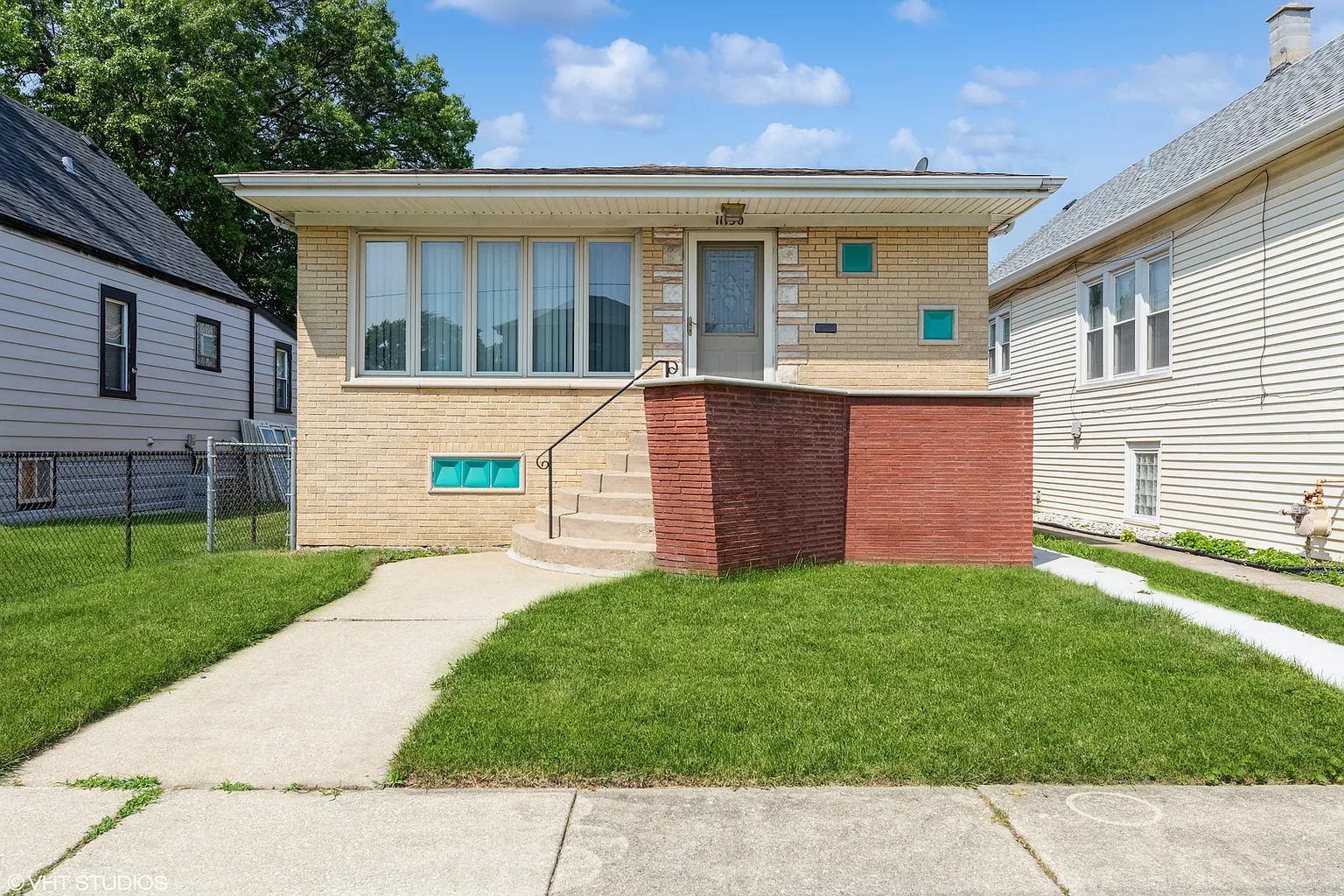 11150 S Saint Louis Ave photo 1