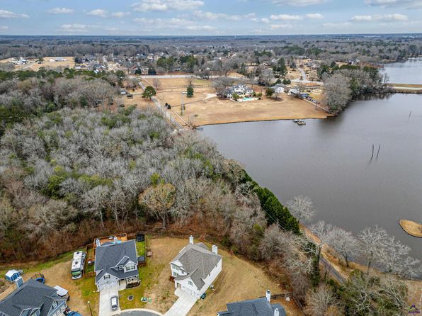 316 Shoshone Cir, Kathleen, GA 31047