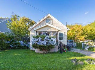 1497 Connell St, Burton, MI 48529