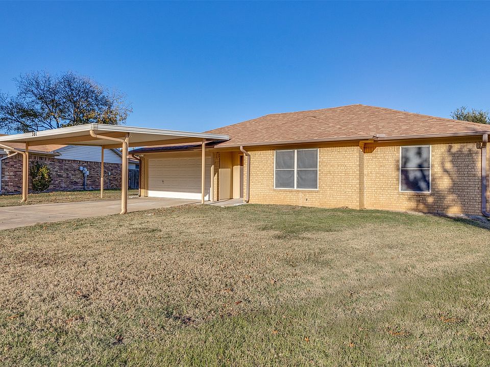 1st image of 301 Guadalupe Dr