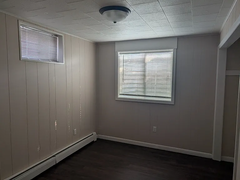 422 N Sheldon St — Photo 14