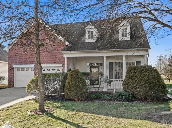 5 Burlington St, Plainsboro, NJ 08536