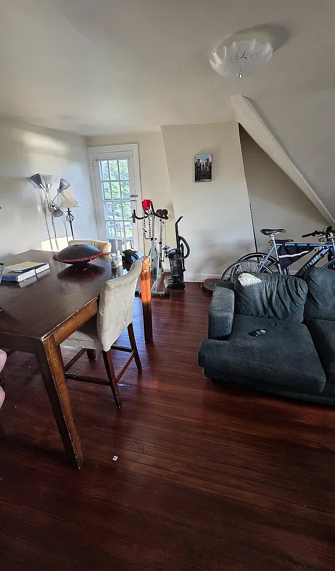 Hillside Pl, Tarrytown — Photo 1