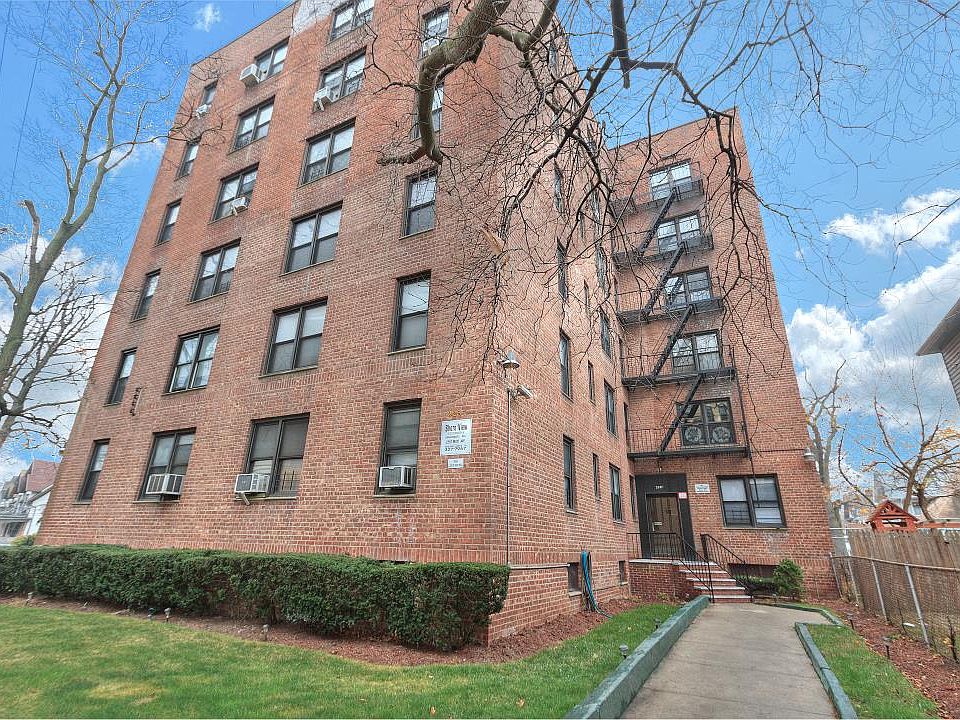 1st image of 2287 Mott Ave APT 4E