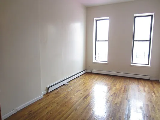 Rented by Link NY Realty | media 51