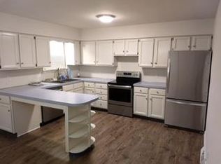 260 Boxwood Rd, Manchester, PA 17345