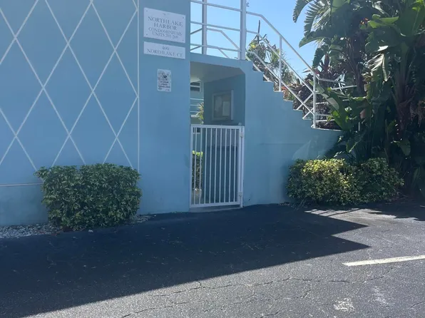 400 Northlake Ct APT 204, North Palm Beach, FL 33408