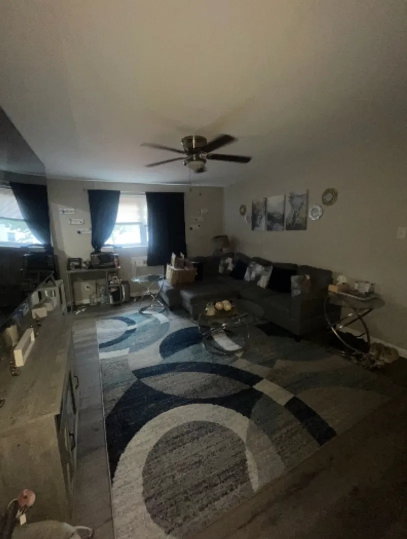 105 Lincoln Street — Photo 2