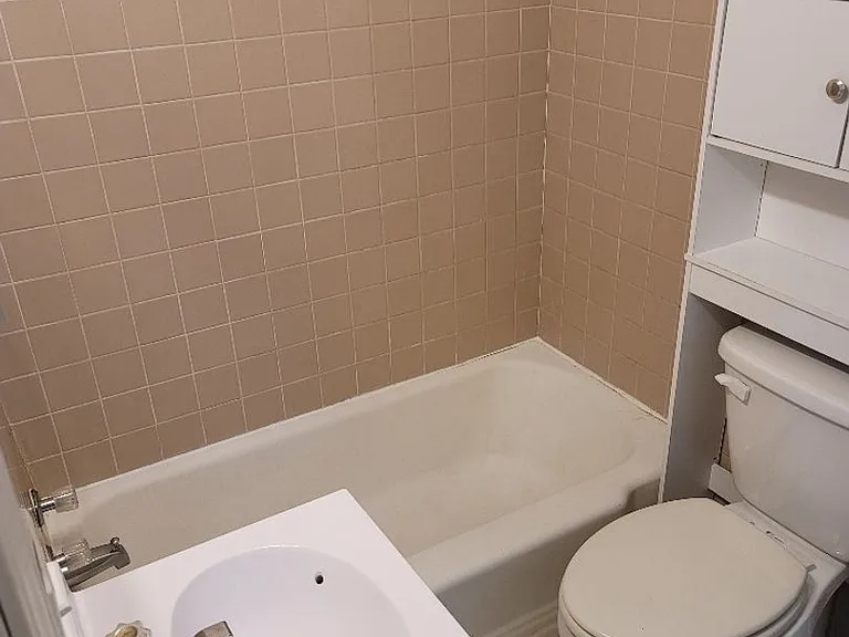 N 3rd Duplex — Photo 8