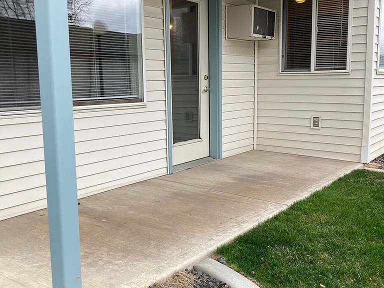 11401 E 4th Ave — Photo 14