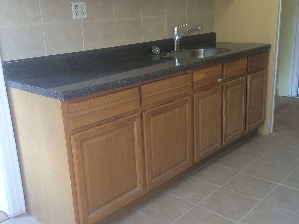 2nd image of 3416 93rd St APT B6