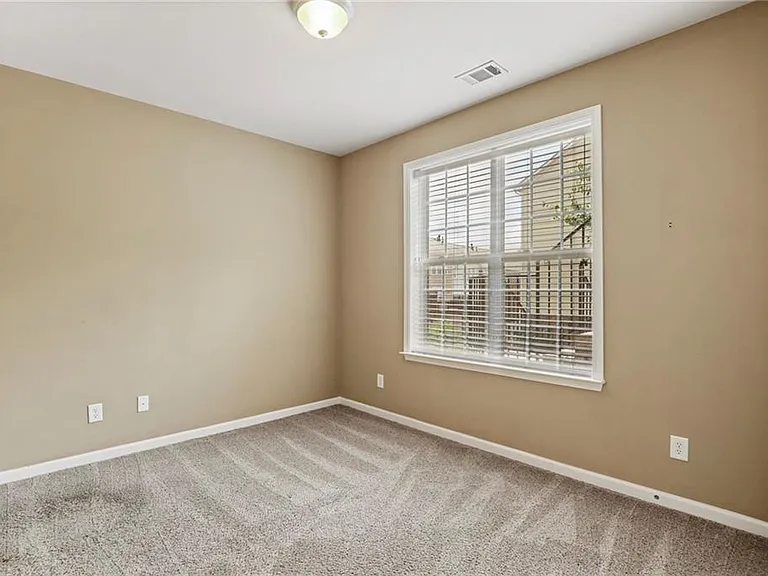 2470 Natoma Ct SE #11 — Photo 20