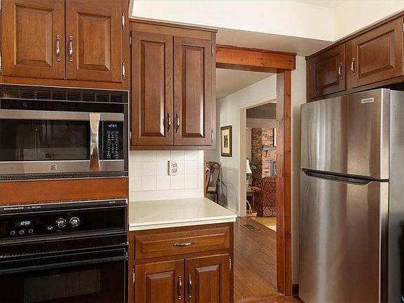 2nd image of 167 Parkledge Dr