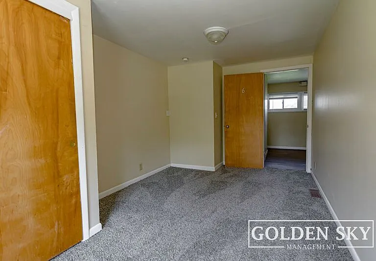 1925 W Jackson St #2 — Photo 19