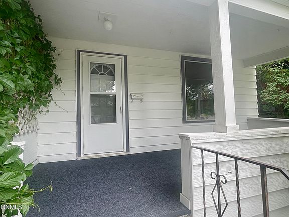 2nd image of 719 3rd St SE