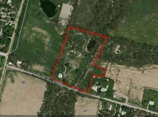 27 Toll Gate Rd, Douglassville, PA 19518