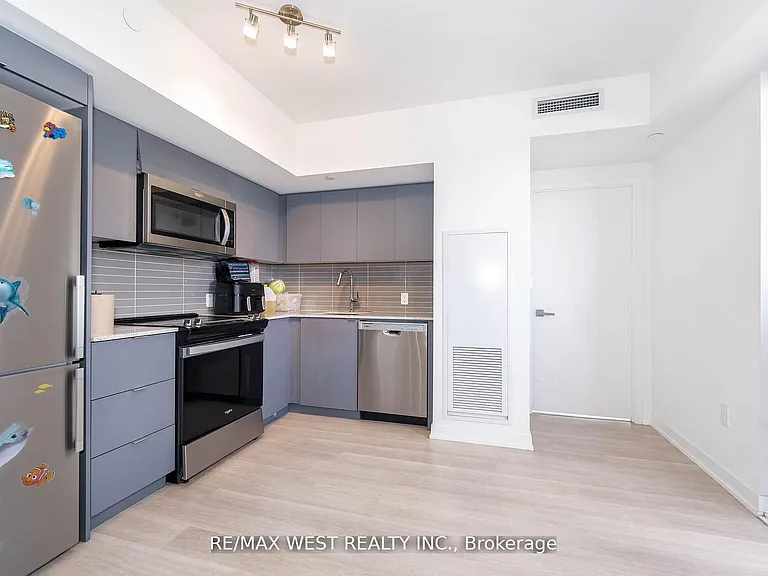 500 Wilson Ave #721 — Photo 11