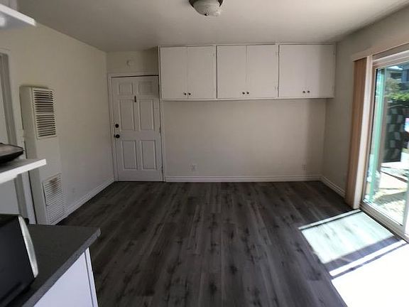 3rd image of 531 Brooks Ave #1A