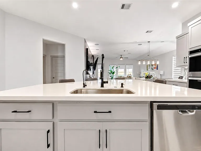 3306 Black Gore Creek Dr — Photo 12