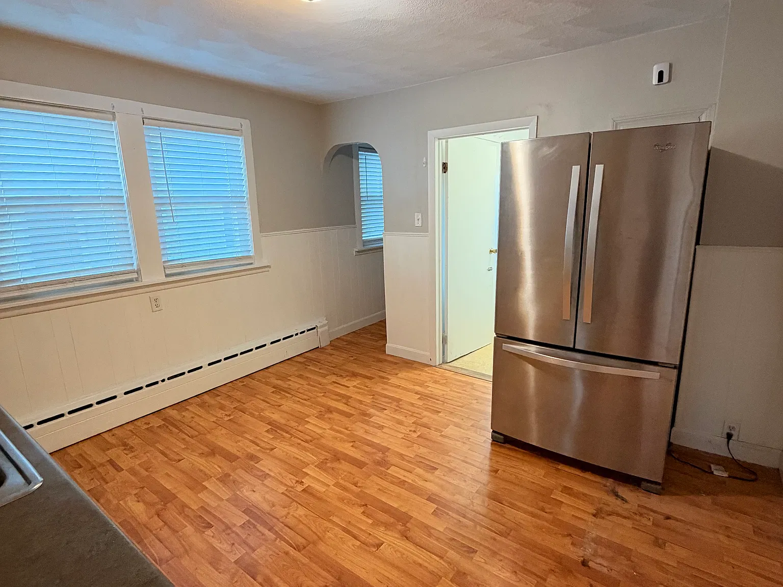 2 bed, 1100 sqft, $2,973 — Photo 2
