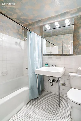 Sold by Sotheby's International Realty | media 14
