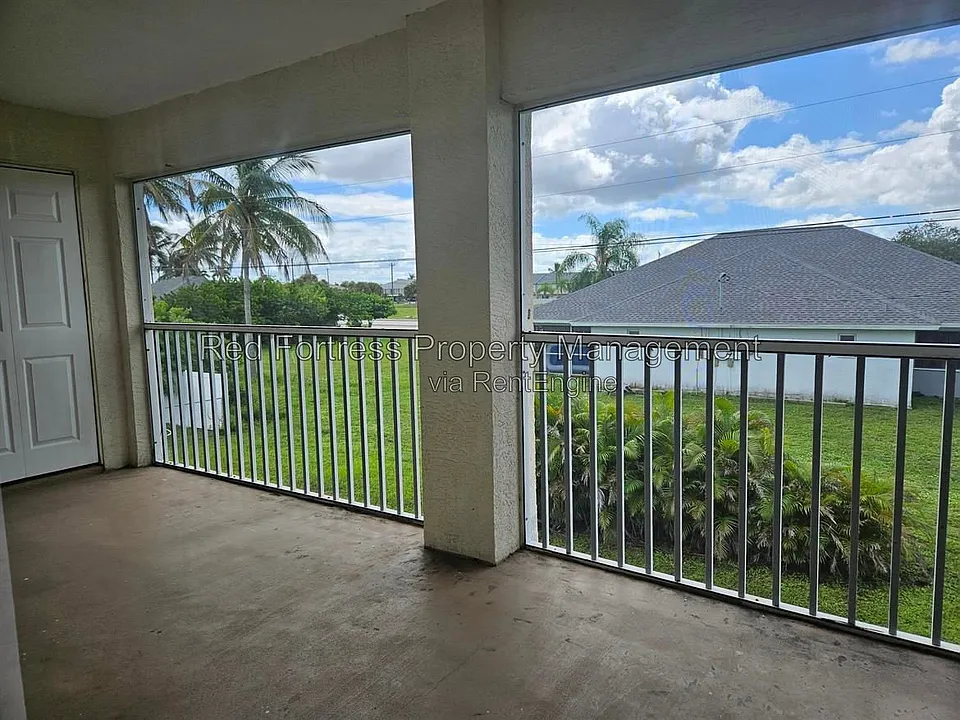 1016 SW 47th Ter #201
