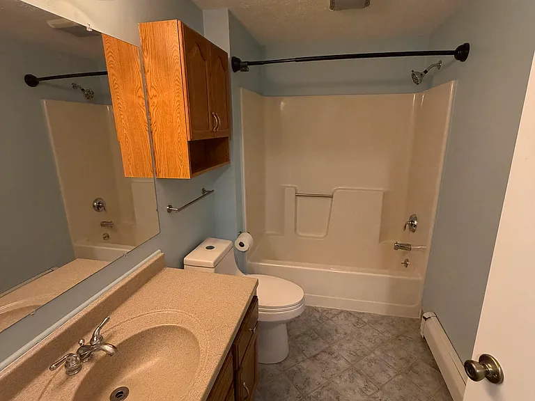 1325 Candia Rd #10 — Photo 19