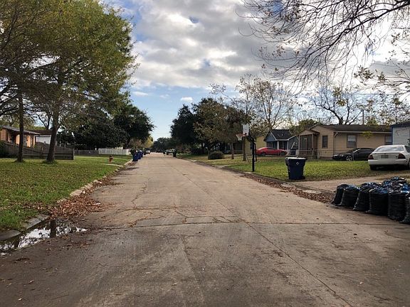 5th image of 701 13th St N