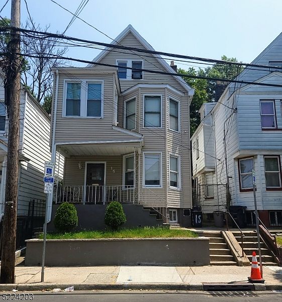 1st image of 15 Highland Ave