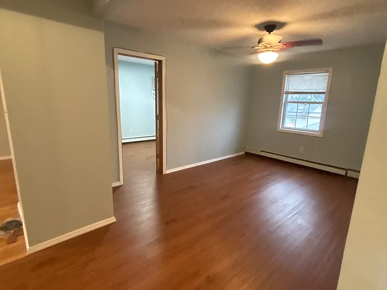 Skylark Ln — Photo 2