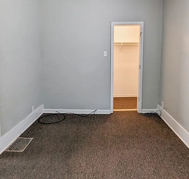 303 N Tillotson Ave — Photo 6