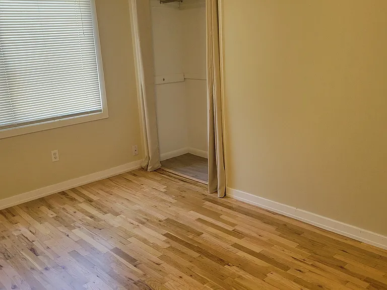 410 N 28th St #410 — Photo 6