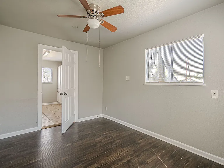 2323 Arbor Pl #2 — Photo 17
